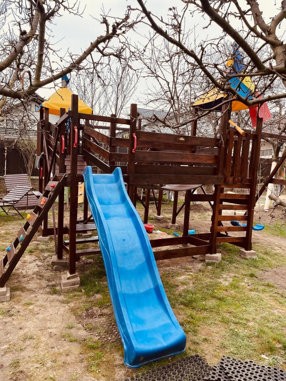Leaganul Bucovinei Guest House Szucsáva Kültér fotó