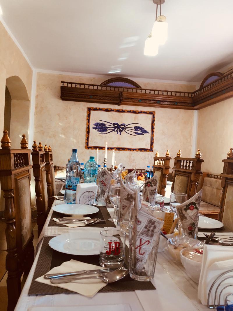 Leaganul Bucovinei Guest House Szucsáva Kültér fotó